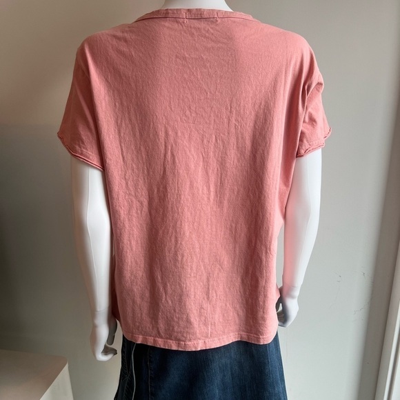 MISSLOOK | Roll Sleeve T-Shirt Peach with Daisy Front Graphic - Picture 2 of 3